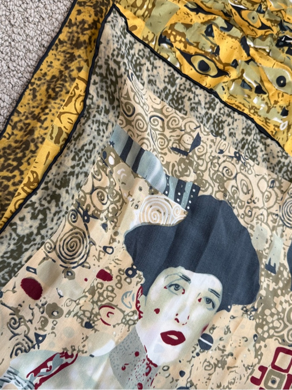 Vintage Klimt Silk Scarf Portrait Adele Bloch Bauer Gold Art Deco 100% Silk - Picture 8 of 10